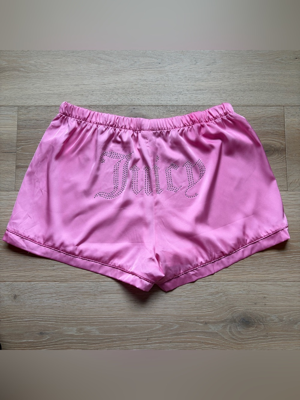 Juicy Couture Pink Satin Sleep Shorts Rhinestone Logo XL Pajama Bottoms NWOT*O24